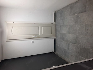 Vand sau inchiriez casa cu spatiu comercial cu toate utilitatile si teren 1700m central in Giarmata  - imagine 4