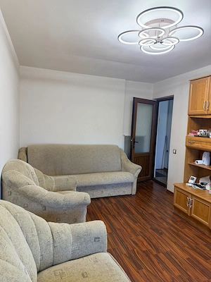  Vand apartament doua camere decomandat etaj 4 4 , strada Varful cu Dor nr 1 - imagine 5