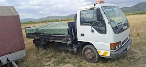 basculanta Isuzu, motor indestructibil, 3.5 t dubla axa spate. Se conduce cu categoria B - imagine 2
