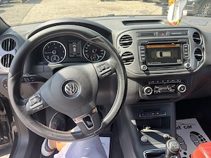VW Tiguan 2.0 TDI 4x4   Piele Roșie   Exclusiv - imagine 2
