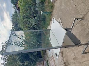 Vând masă machiaj 