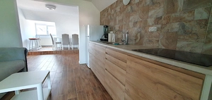 Inchiriez apartament de 2 camere semidecomandata pe Callatis zona Garii! - imagine 3