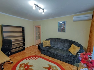 Inchiriez apartament 2 camere in zona centrala - imagine 7