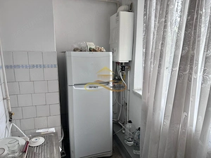 De vanzare apartament 2 camere decomandate Bacau - imagine 2