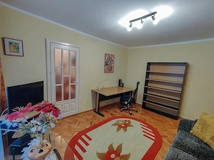Inchiriez apartament 2 camere in zona centrala