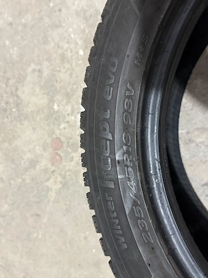 Set Anvelope Iarna Hankook Winter I'Cept Evo 3 W330 98V XL - 235/45/R18, rulate putin, 7.5-8mm - imagine 8
