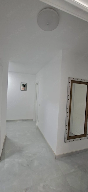 Inchiriez apartament  Rasnov  - imagine 4