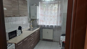 Ap cu 2 camere dec etaj 2 Bălcescu  - imagine 3