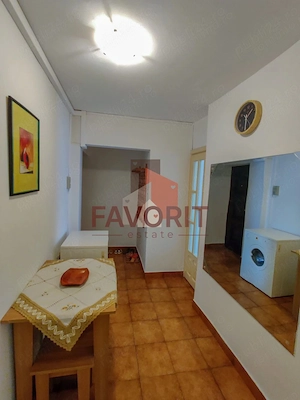 2 camere | Renovat | P-ta Unirii | Etaj 2 | Disponibil imediat | - imagine 6