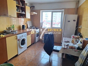 Oportunitate, Tomis NORD ,apartament 3 camere decomandat, etaj intermediar - imagine 5