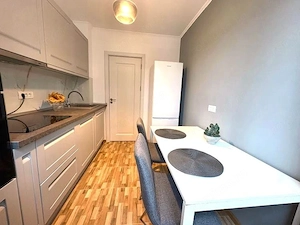  ]nchiriez Apartament cu 3 camere, 68 mp, parcare inclusă, Titan - imagine 8