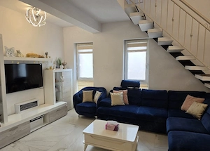 Penthouse 3 camere, 2 băi, 2 parcări, 91,2 mp, Giroc, central