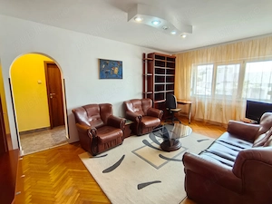 Apartament cu 3 camere Semicentral UVT , Umft, UPT - imagine 2