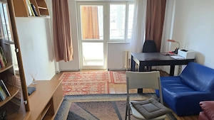 Vand apartament 3 camere decomandat in Deva, zona Zarandului (in spatele Pietei Centrale), etaj 5, - imagine 3
