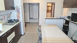 Vand apartament 3 camere decomandat in Deva, zona Zarandului (in spatele Pietei Centrale), etaj 5, - imagine 2