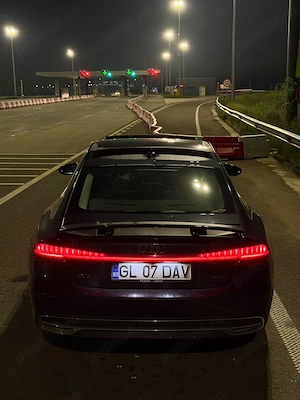 Audi A 7 an 2021 - imagine 2