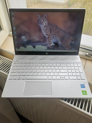 HP Pavilion 15 gaming edition White core I5 gen 10 ssd 512, 16 gb DDR