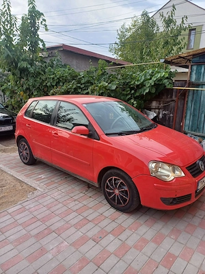 Mașina  volkswagen polo - imagine 2