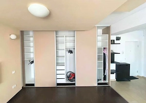 Un apartament care bifează exact ce contează spațiu lumină liniște și parcare - imagine 3