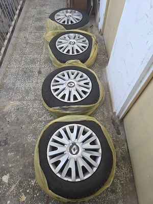 vind anvelope iarna impecabile cu geantă 4.buc logan renault clio etc  - imagine 3