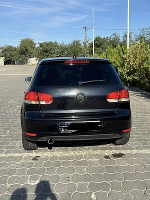 Vând Golf 6, 1.6 tdi în stare perfectă de funcționare  - imagine 4