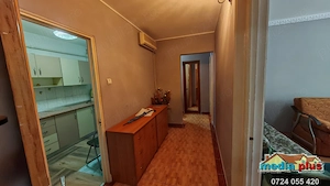 Apartament cu 3 camere decomandat de vânzare în Micro 39A ,  - imagine 8