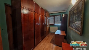 Apartament cu 3 camere decomandat de vânzare în Micro 39A   72.500 EUR