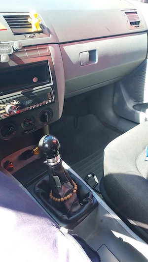 Skoda fabia 1.2 benzina - imagine 6