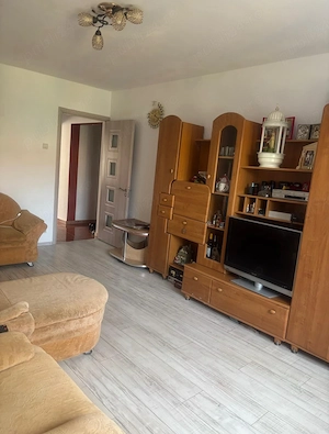 Vand Apartament ( Persoana fizica )