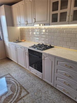 Apartament la cas #259; | 100 mp | Zona Modern | 3 niveluri | 2 dressinguri