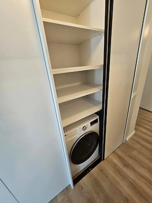 Închiriez apartament 2 camere decomandat - imagine 3