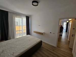 Închiriez apartament 2 camere decomandat - imagine 5
