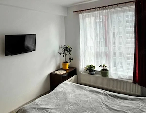 2 camere luminos cu parcare și boxă deal pentru locuire sau investiție - imagine 5
