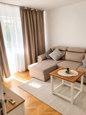 Apartament 3 camere de închiriat – Strada Independenței, zona 1 Mai - imagine 2