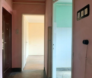 Apartament 2 camere 89000 EUR etaj intermediar foarte aproape de piata Astra - imagine 8