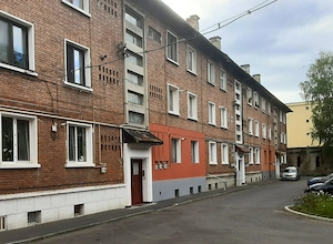 Apartament Renovat 2 Camere + Boxă 7 MP  Vedere Superbă spre Tâmpa - imagine 11