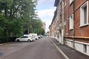 Apartament Renovat 2 Camere + Boxă 7 MP  Vedere Superbă spre Tâmpa