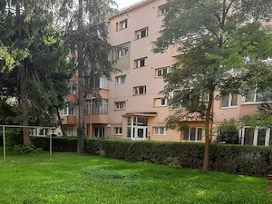 Apartament 2 camere 89000 EUR etaj intermediar foarte aproape de piata Astra