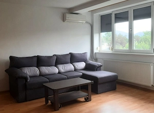 Apartament Renovat 2 Camere + Boxă 7 MP  Vedere Superbă spre Tâmpa - imagine 2