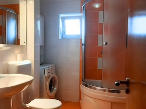 Apartament Renovat 2 Camere + Boxă 7 MP  Vedere Superbă spre Tâmpa - imagine 10