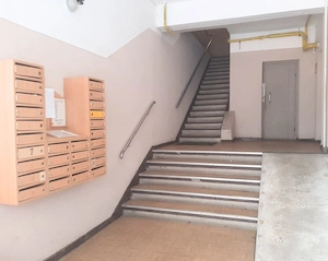 Vanzare 3 camere complet renovat zona pietonala Racadau - imagine 2