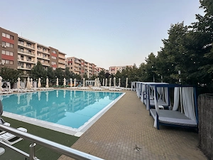 2 camere + boxa + parcare + acces piscina - imagine 18