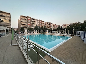 2 camere + boxa + parcare + acces piscina - imagine 19