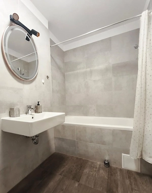 Studio Elegant în Kasper Coresi Balcon  Parcare  Boxă - imagine 16