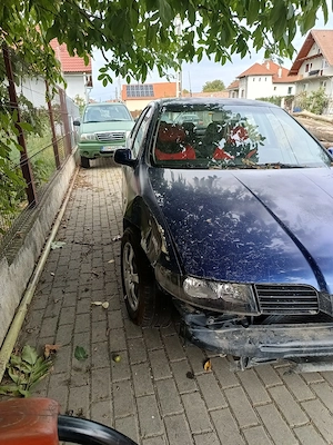 dezmembrez Seat Leon 