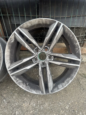 Jante aluminiu 18" model deosebit, 5 spite duble, compatibile Audi, VW, etc - imagine 4
