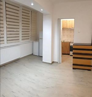Proprietar ofer spre închiriere garsonieră pe Calea București, zona Spitalul Județean - imagine 4