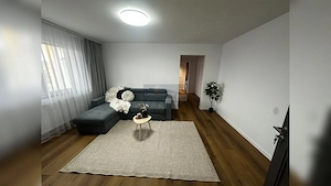 Apartament 3 camere | Recent renovat | Zona Parc Lama | 60 mp | - imagine 2