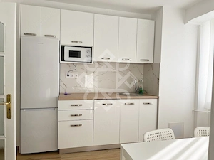 Apartament cu 4 camere de inchiriat ultracentral in Oradea - imagine 9