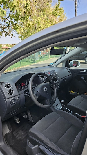 Volkswagen Golf 5 Plus 2006 1.6 Benzina - imagine 4